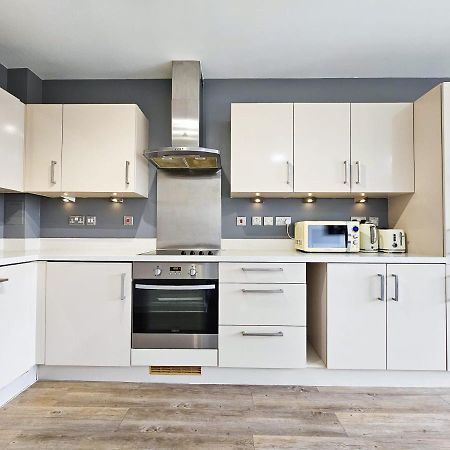 Centrally Located Spacious Flat Near Canary Wharf London Exterior photo